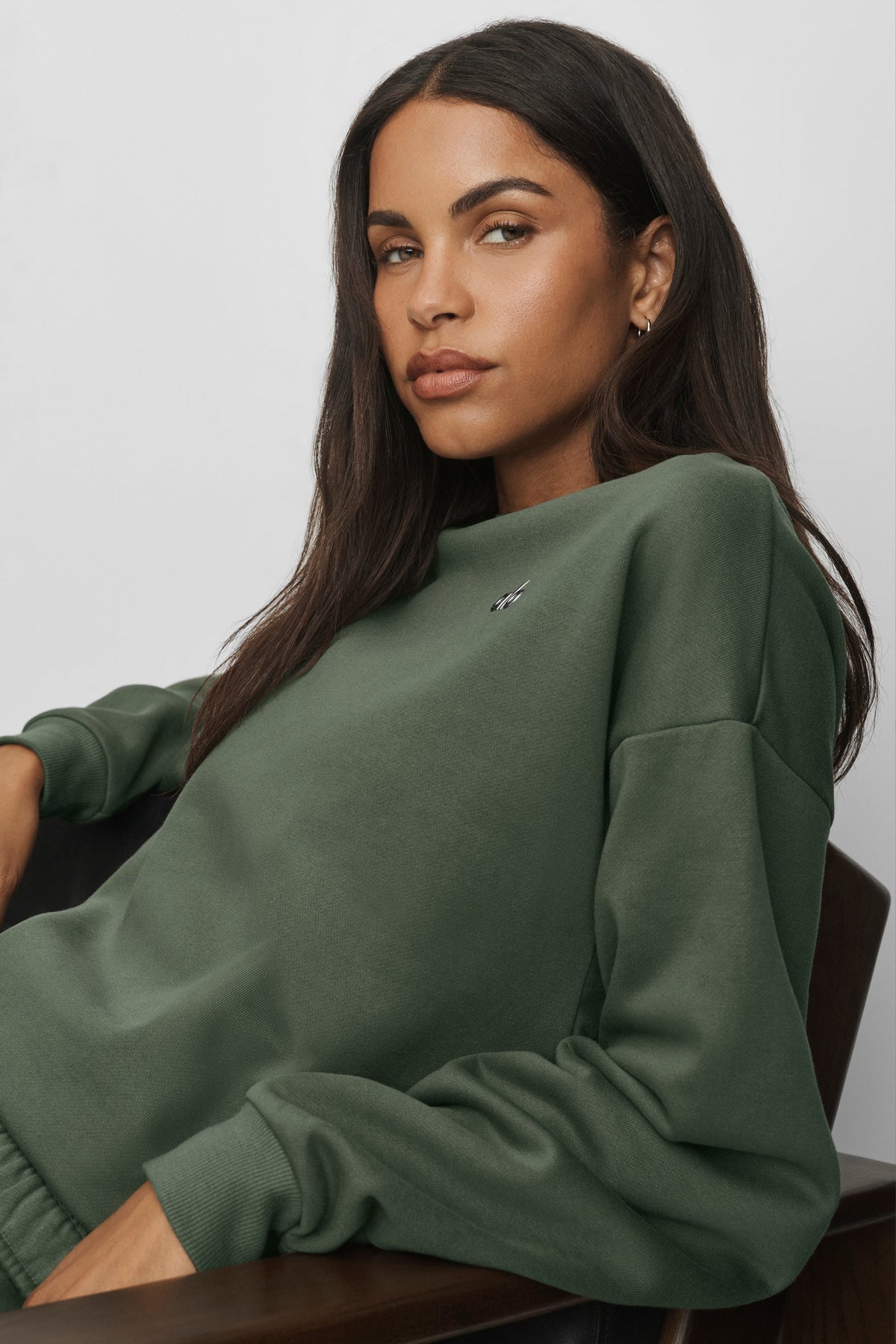 Alo Yoga Accolade Crew Neck Pullover - Bamboo Green