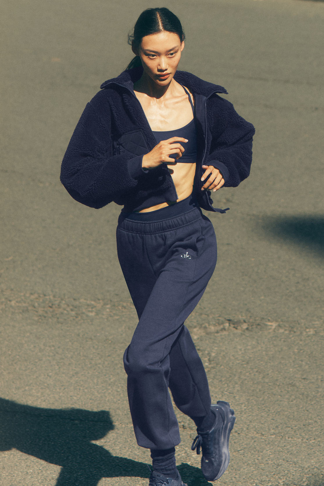 Alo Yoga Accolade Sweatpant - Navy