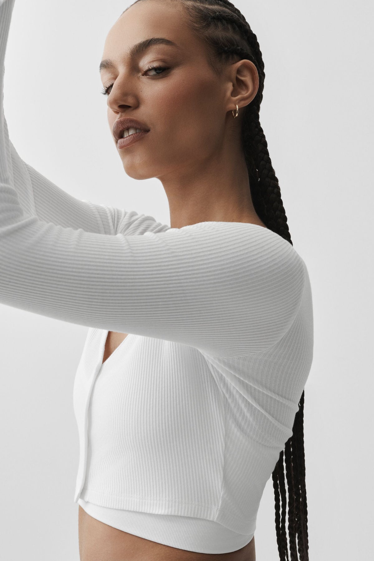 Alo Yoga Ribbed Cropped Whisper Cardigan - White