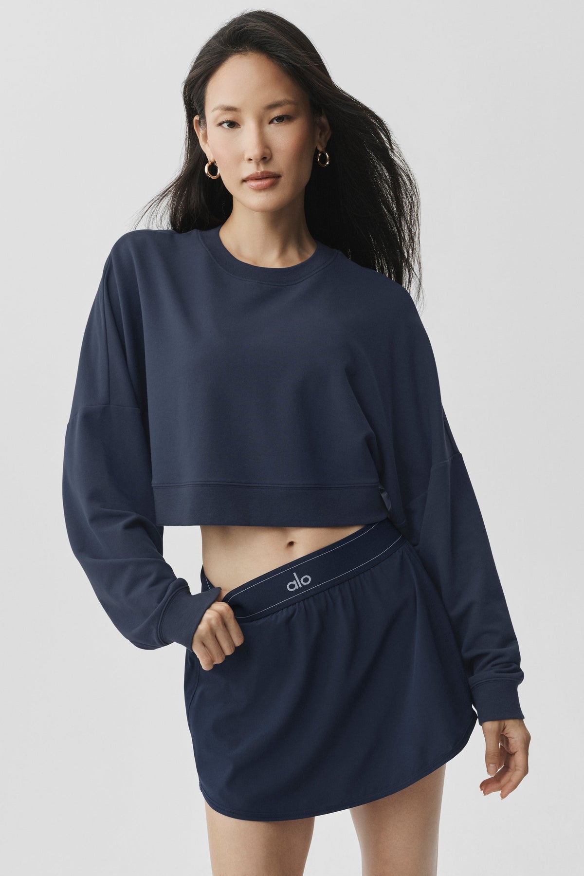 Alo Yoga Cropped Sway Crew Neck Pullover - Navy