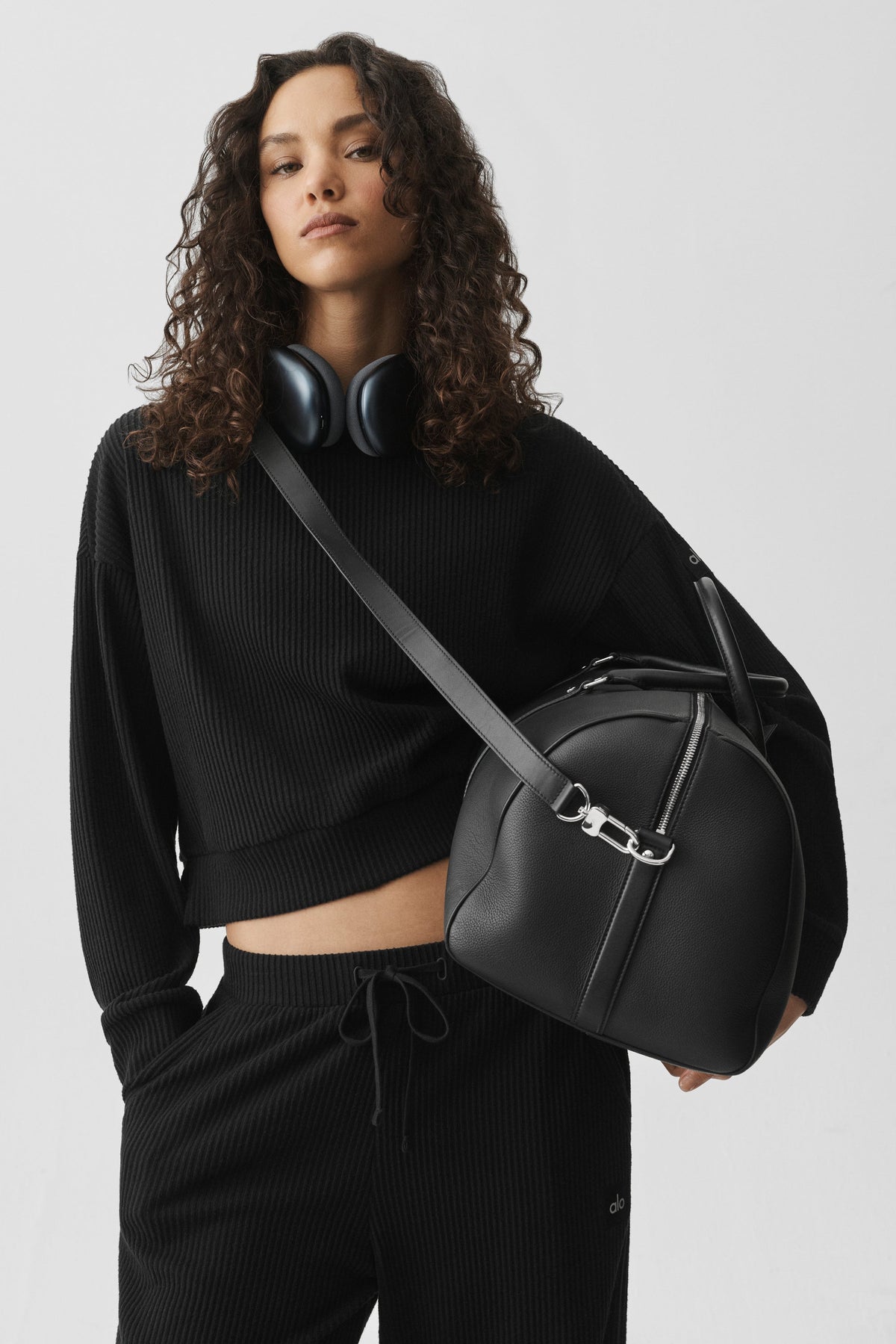 Alo Yoga Muse Crew Neck Pullover - Black