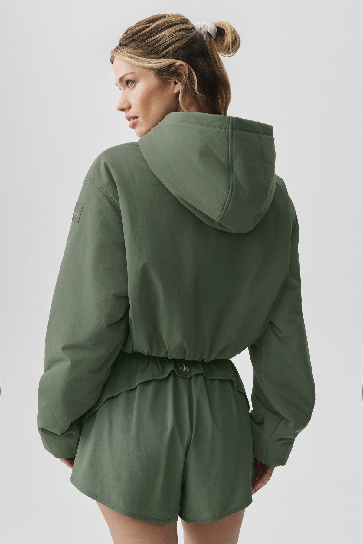 Alo Yoga Cropped Mountain Peak Full-Zip Hoodie - Bamboo Green