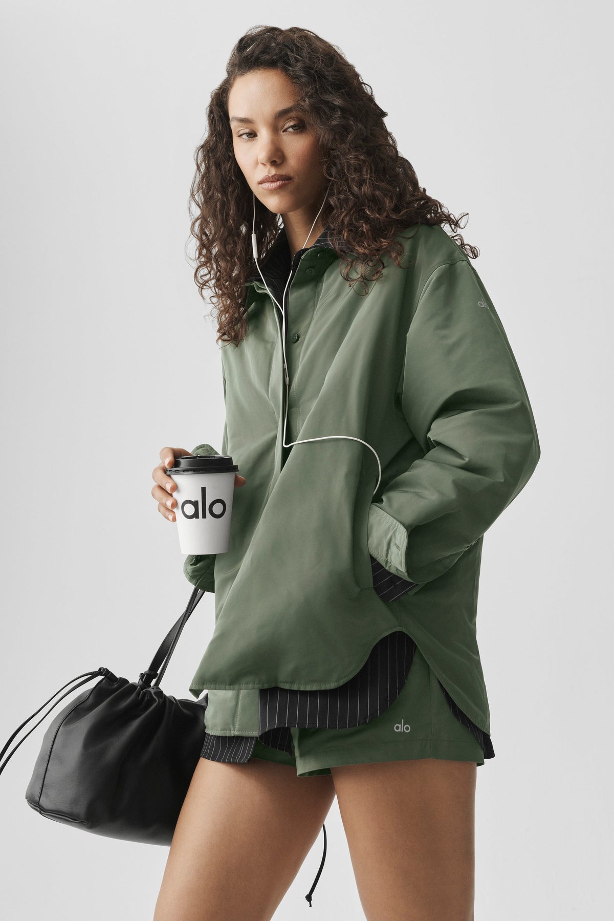 Alo Yoga Socialite Shacket - Bamboo Green
