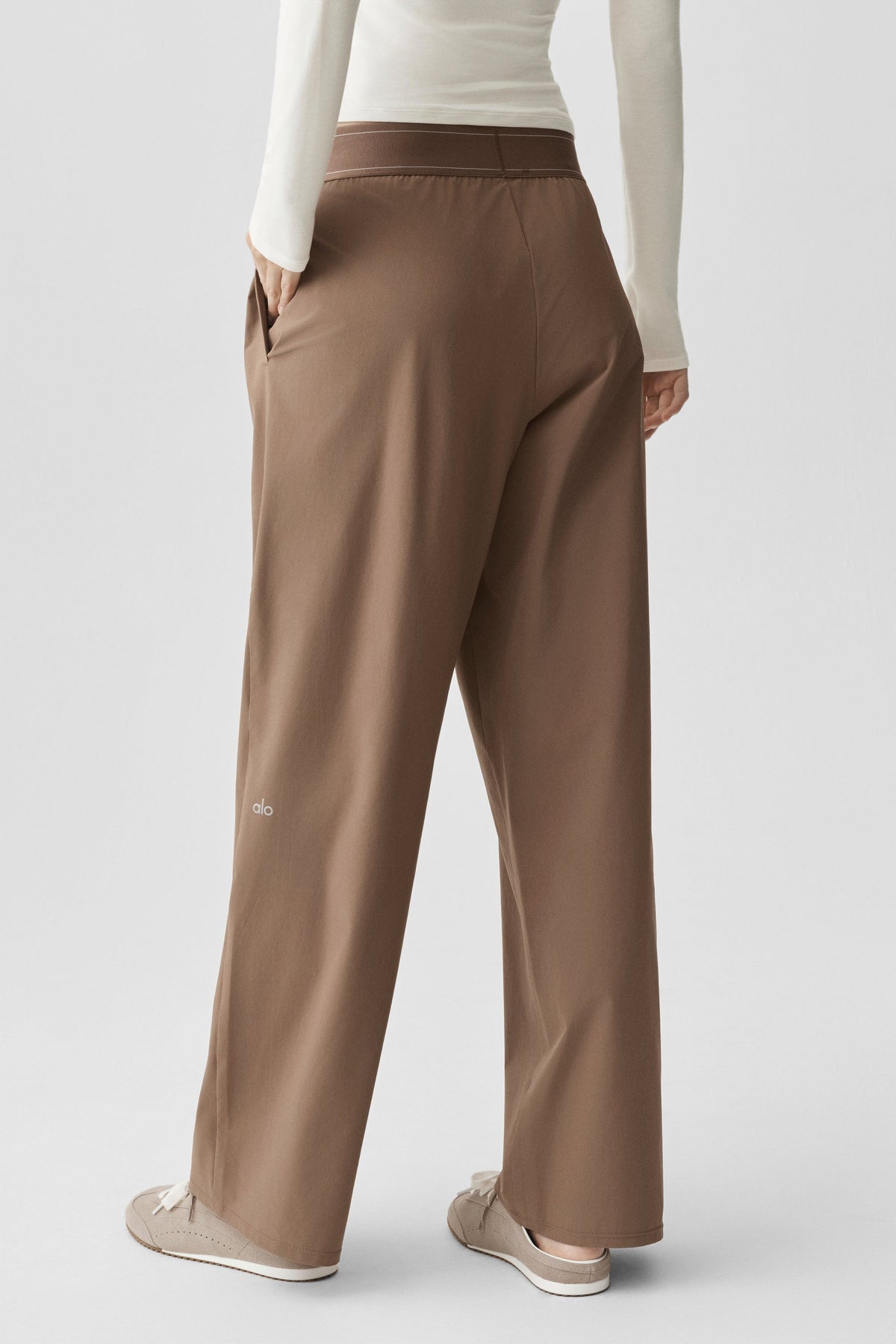 Alo Yoga Suit Up Trouser (Regular) - Java Brown