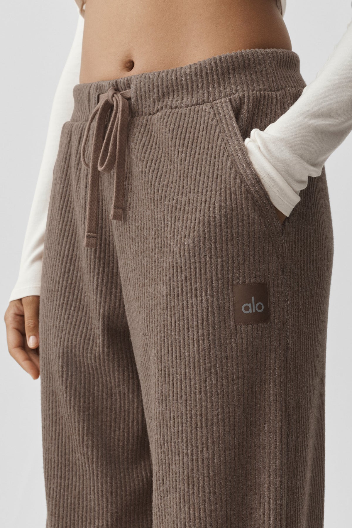 Alo Yoga Muse Wide Leg Pant - Java Brown Heather