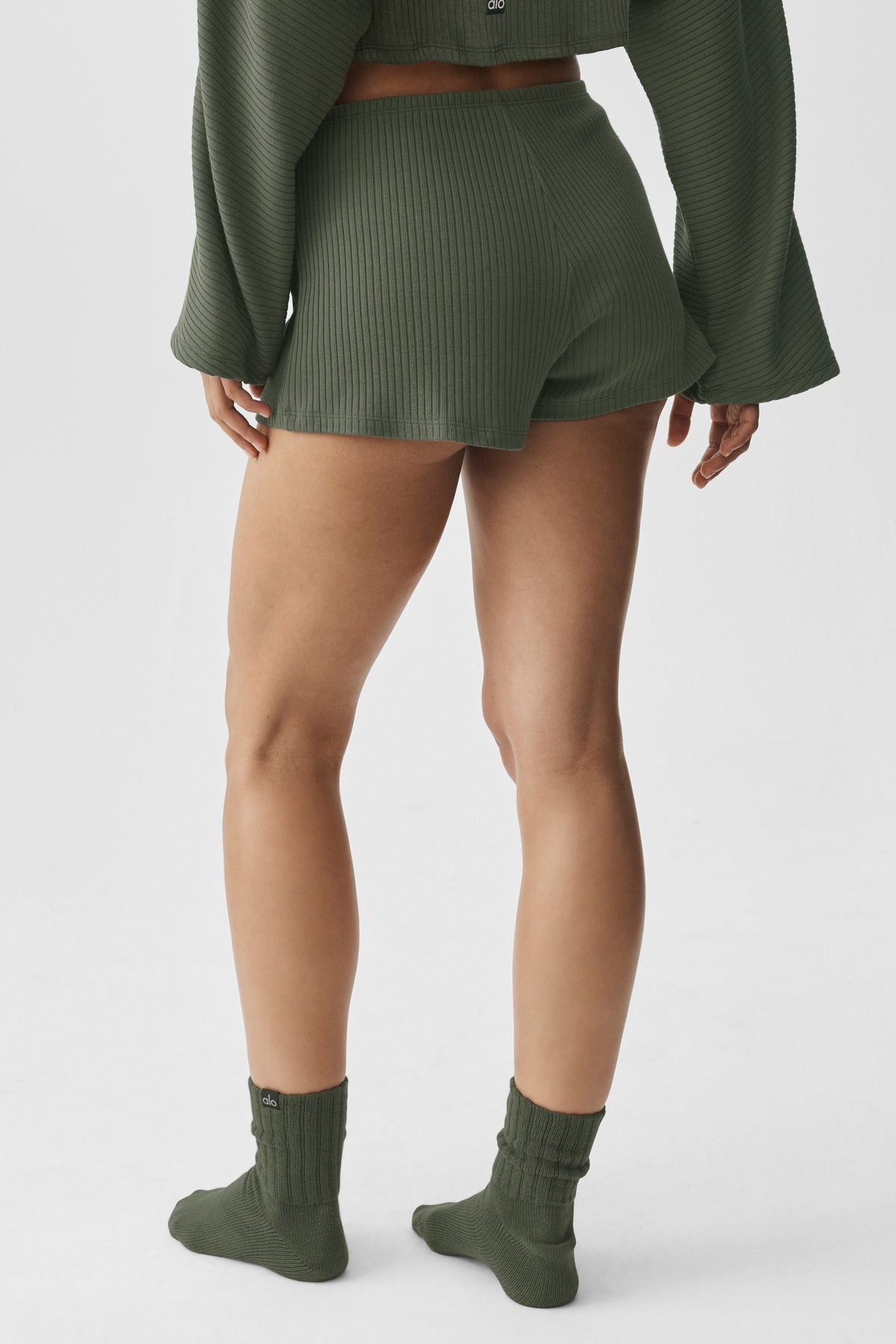 Alo Yoga Ribbed Reset Short - Bamboo Green