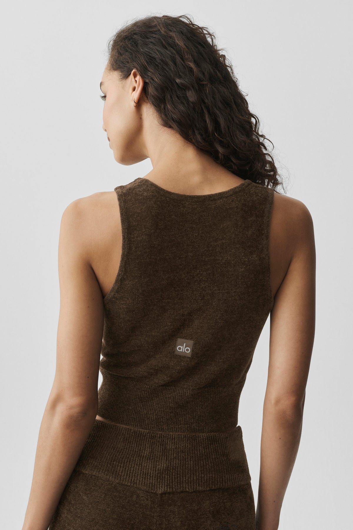 Alo Yoga Micro Chenille Button Down Tank - Espresso