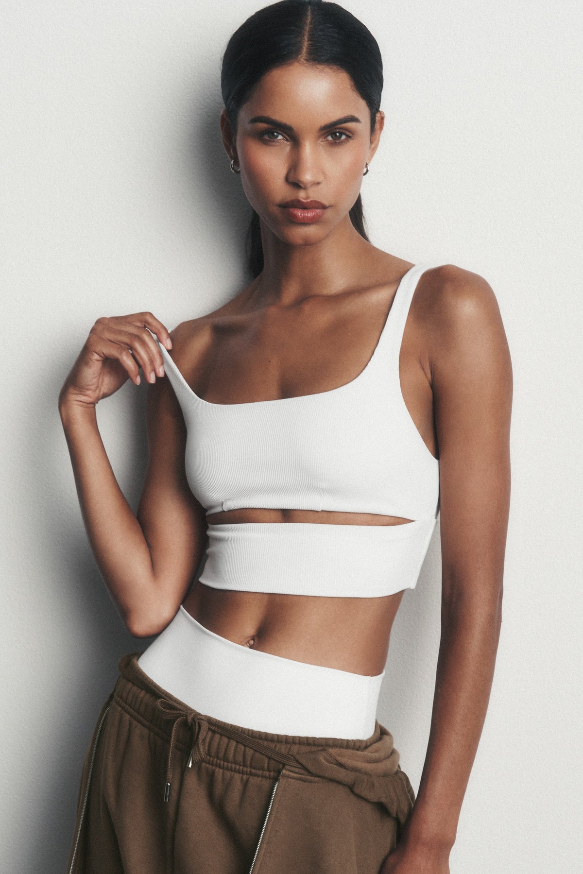 Alo Yoga Slit Bra - Ivory