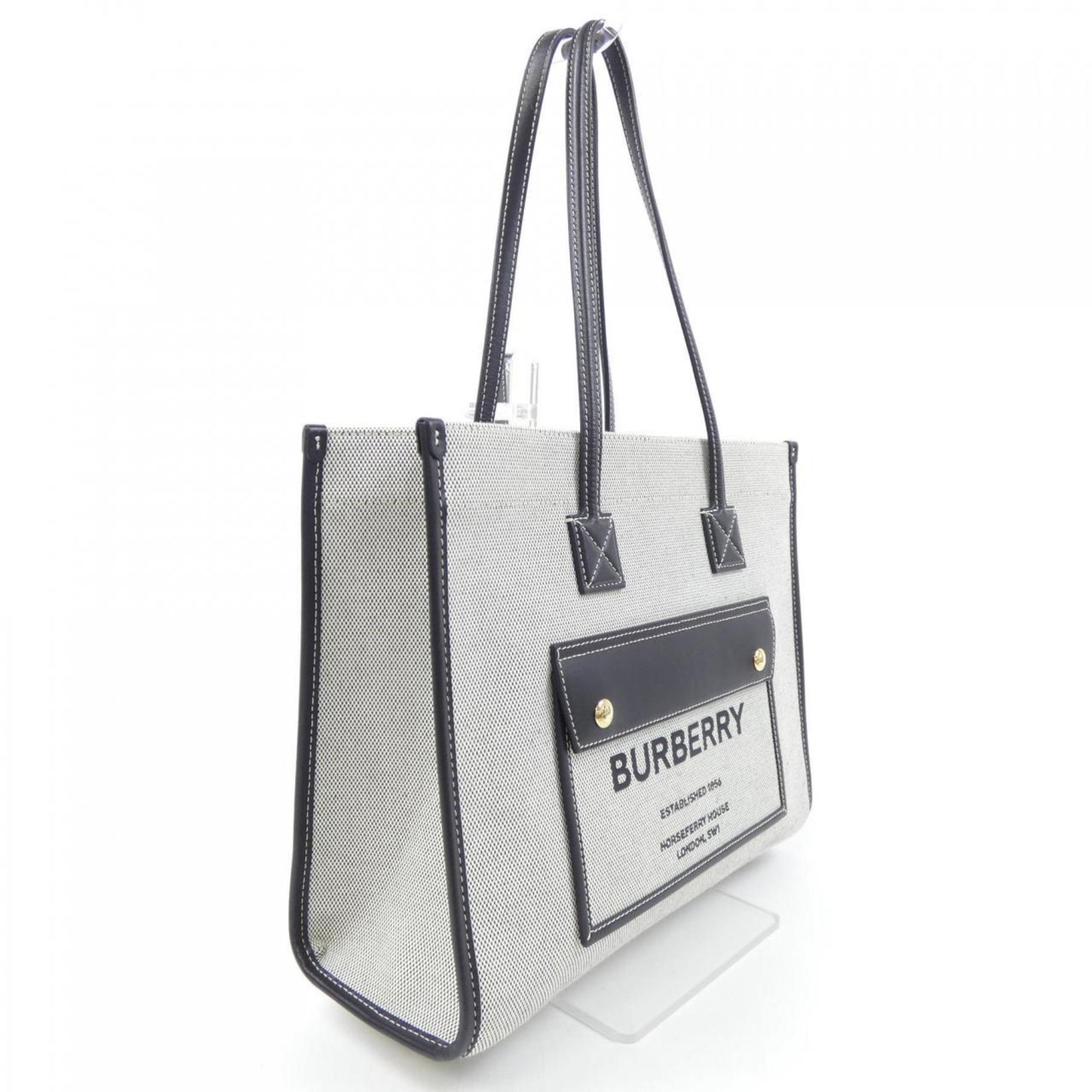 Burberry Handbag (Pre-Owned)