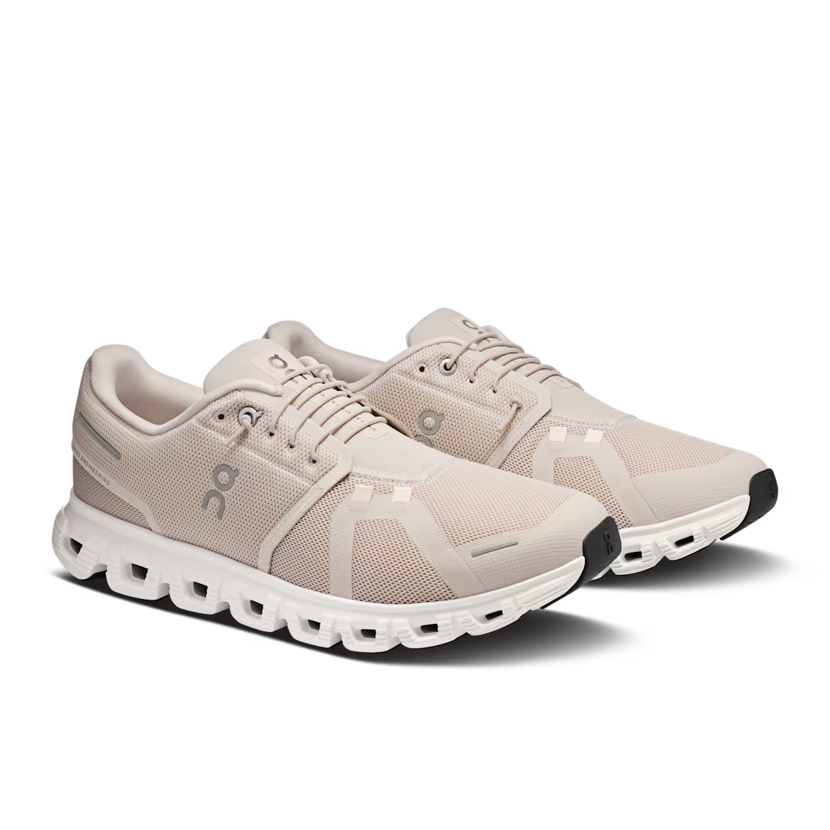 On Running Cloud 6 Pearl White