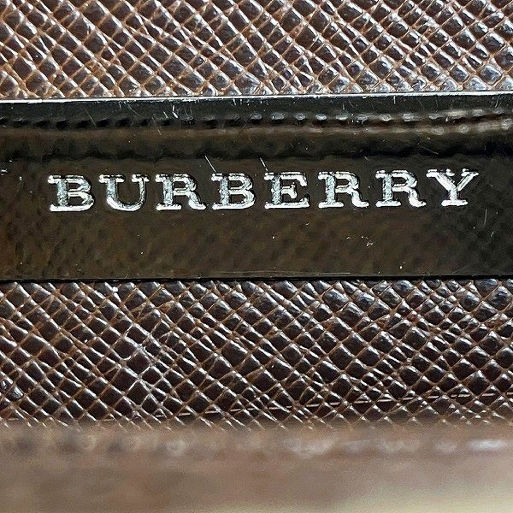 Burberry  Leather Handbag (Pre-Owned)