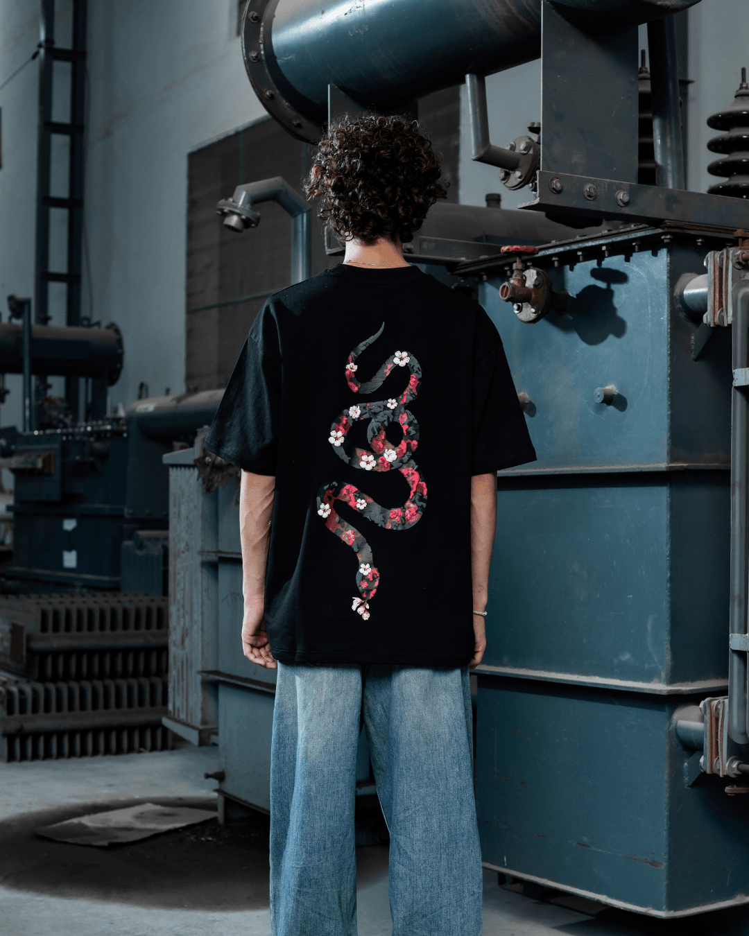 Sullitt BLOOMED SNAKE TEE