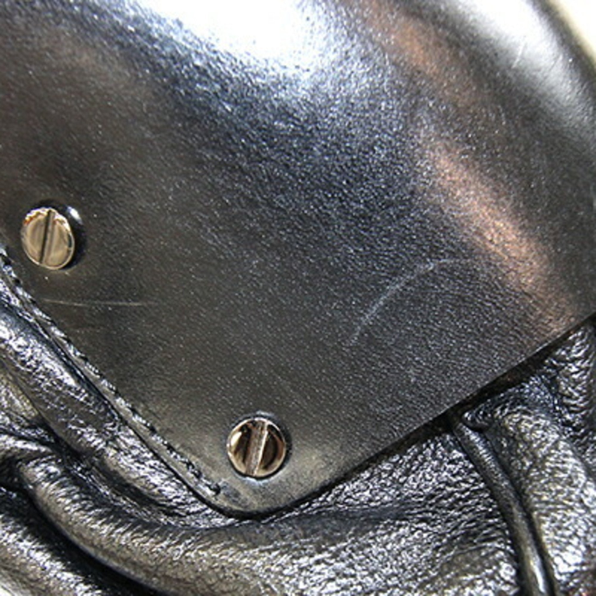 Burberry Leather Shoulder Bag (Pre-Owned)