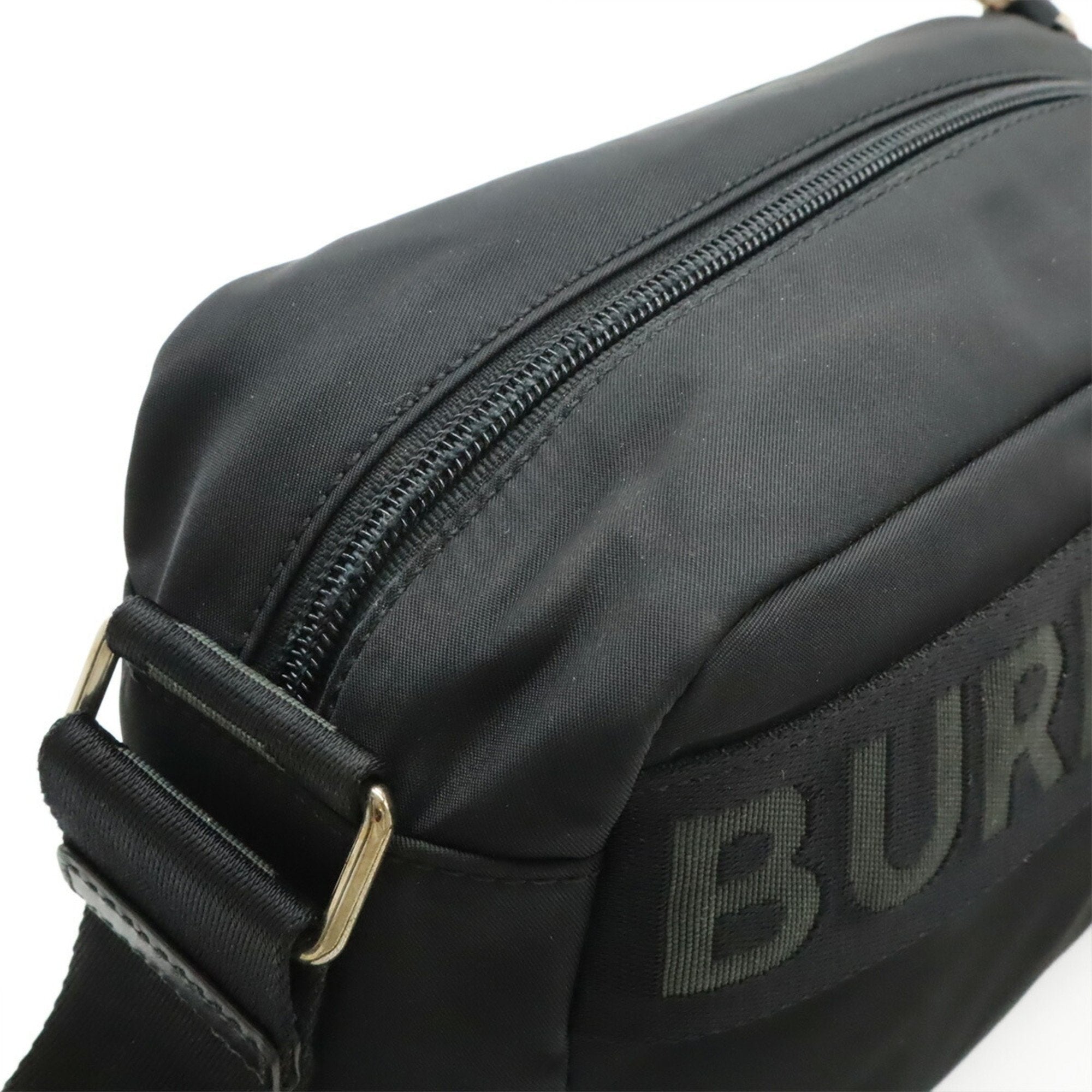 Burberry Nylon Leather Shoulder Bag (Pre-Owned)