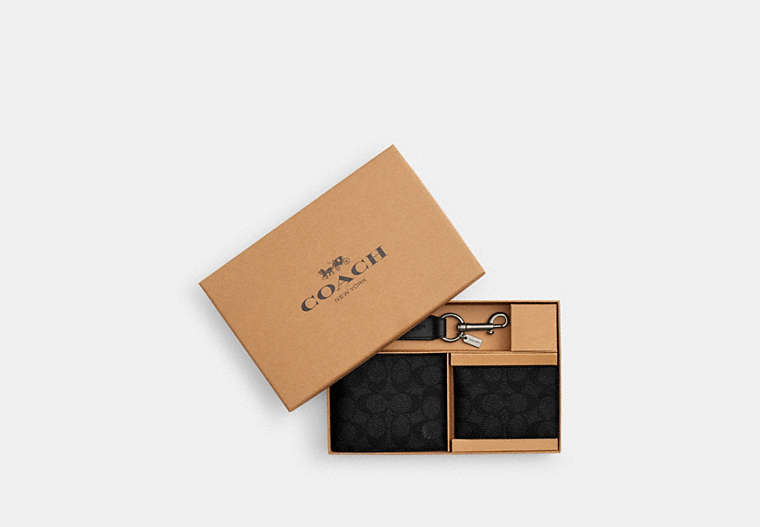 COACH®,Boxed 3-In-1 Wallet Gift Set In Signature Canvas,Bi Fold,Key Chain,Coin,Set,Casual,Black,Front View