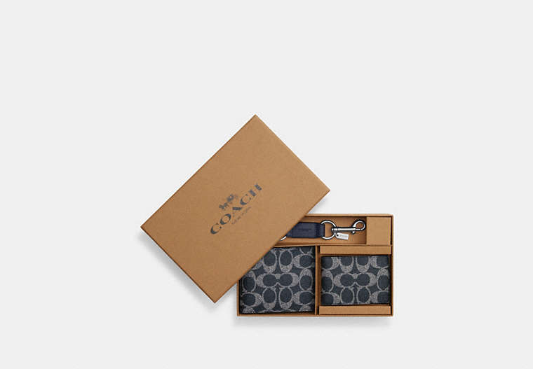 COACH®,Boxed 3-In-1 Wallet Gift Set In Signature Canvas,Bi Fold,Key Chain,Coin,Set,Casual,Blue,Front View