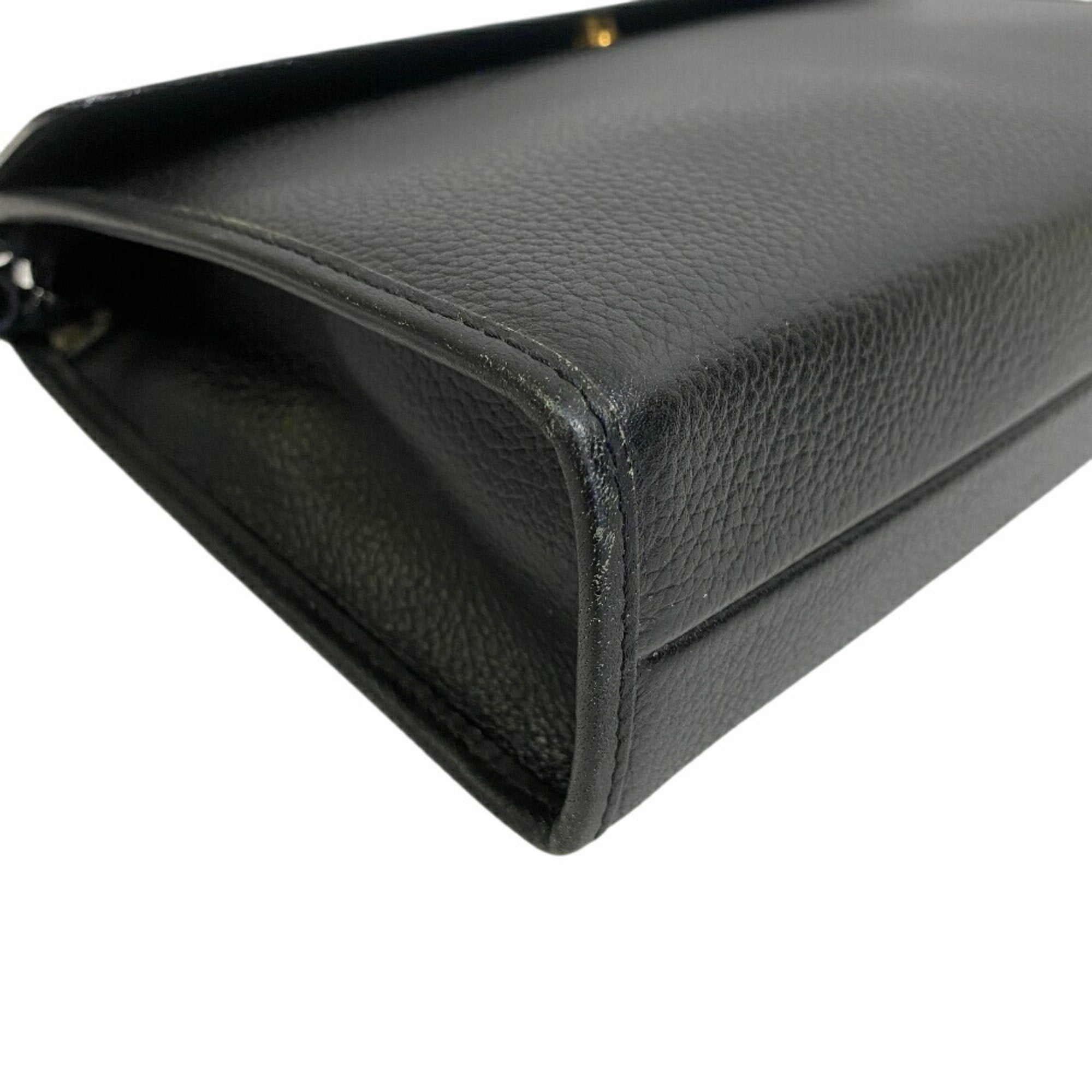 Burberry Leather Clutch Bag (Pre-Owned)