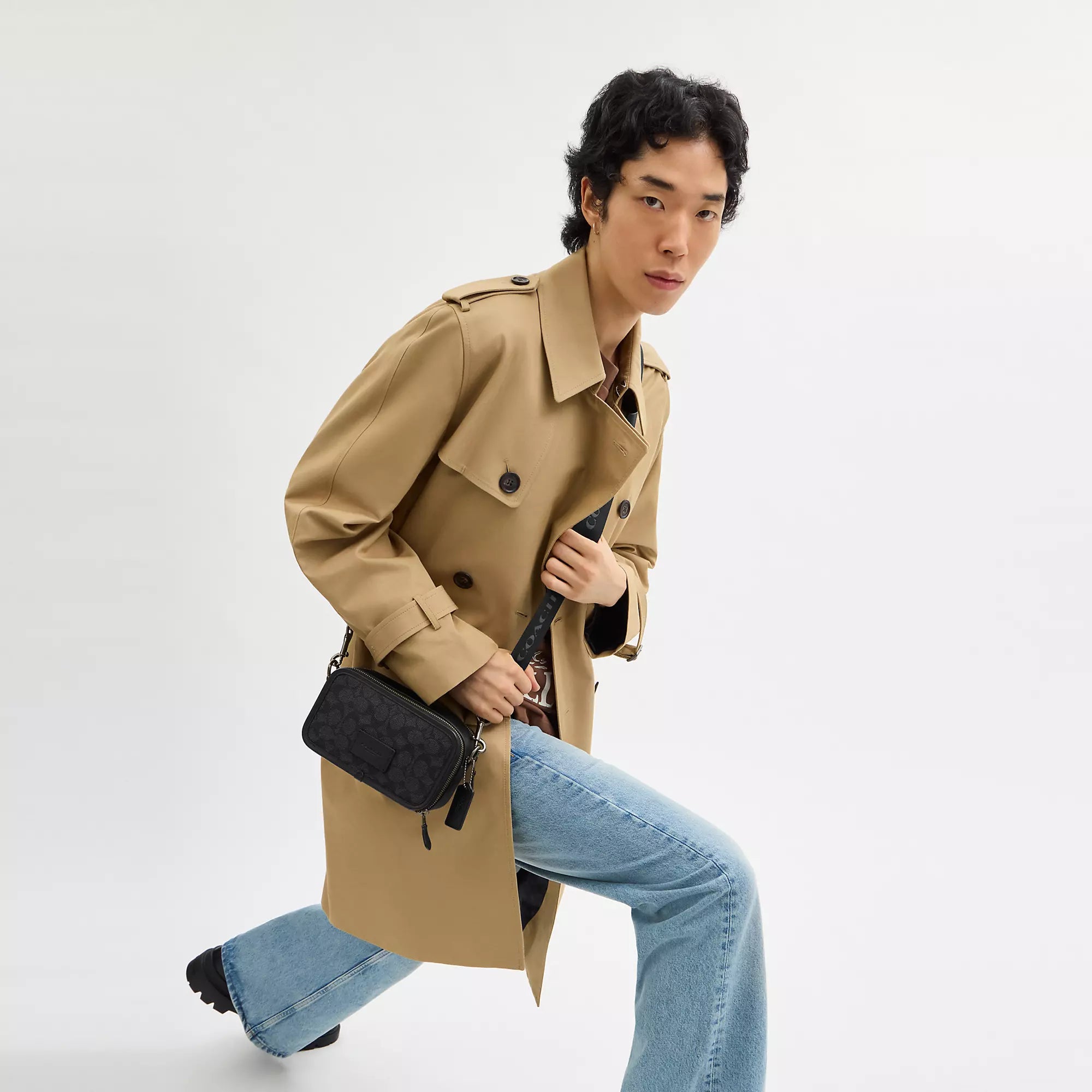 Coach Wyatt Crossbody Bag In Signature Canvas