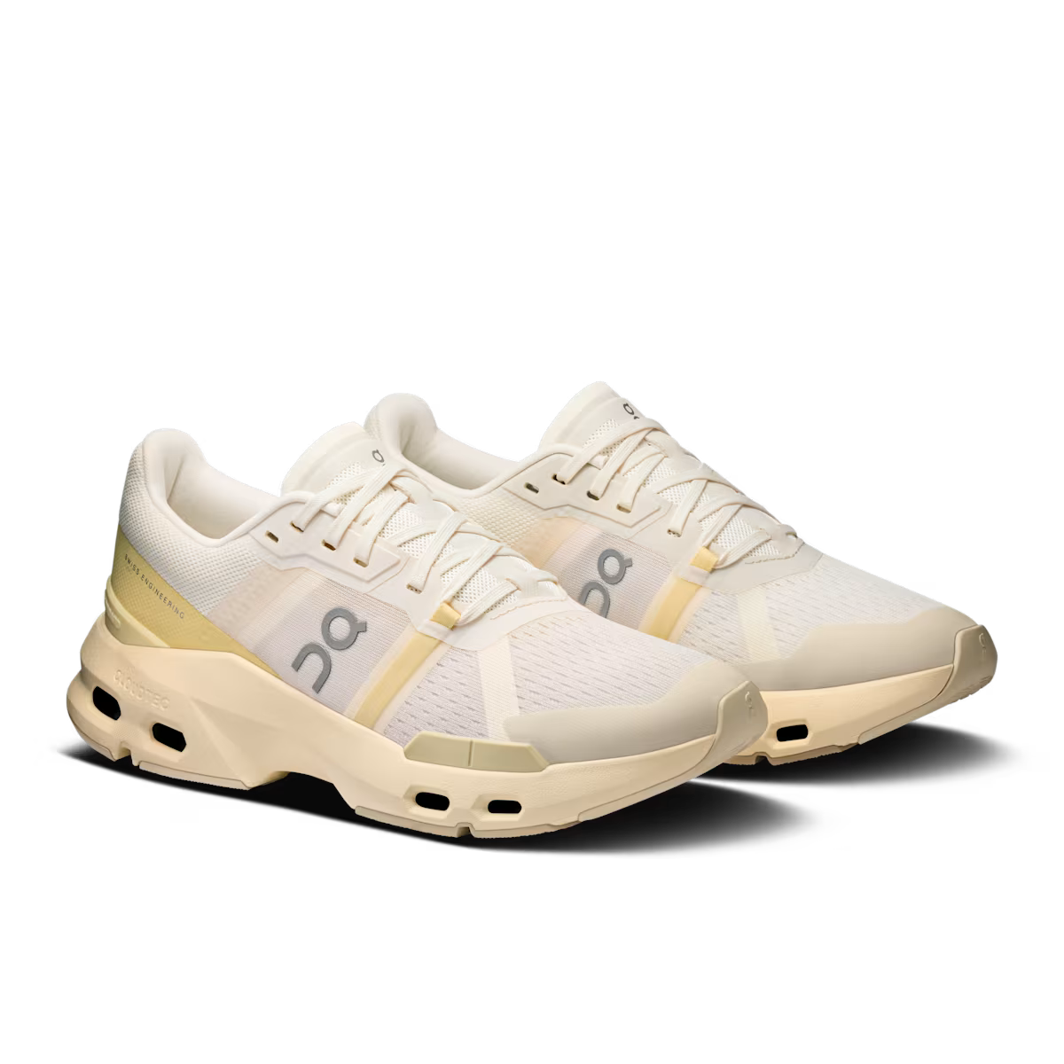 On Running Cloudpulse Ivory Tumeric (W)