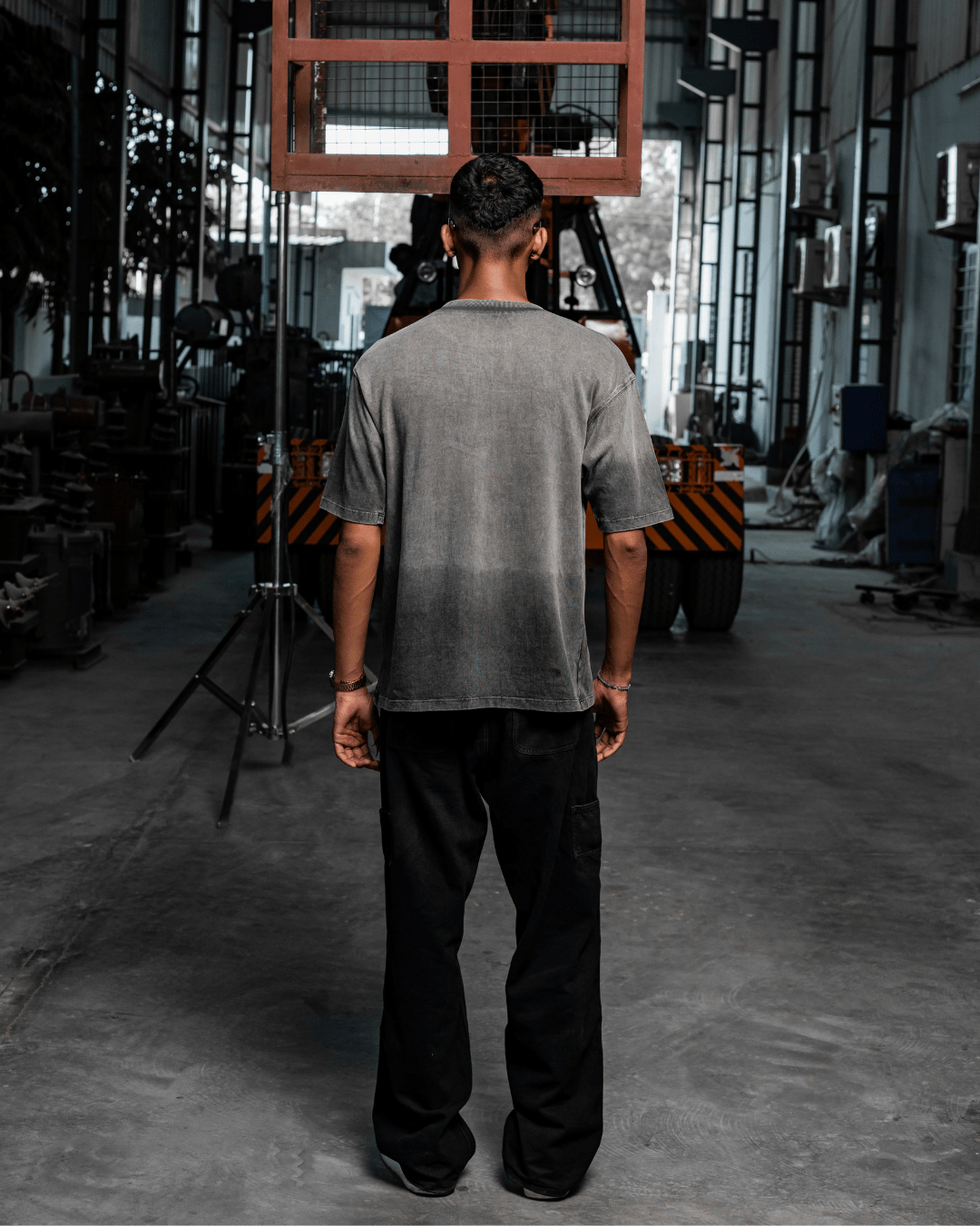 Sullitt GREY THREADBARE TEE