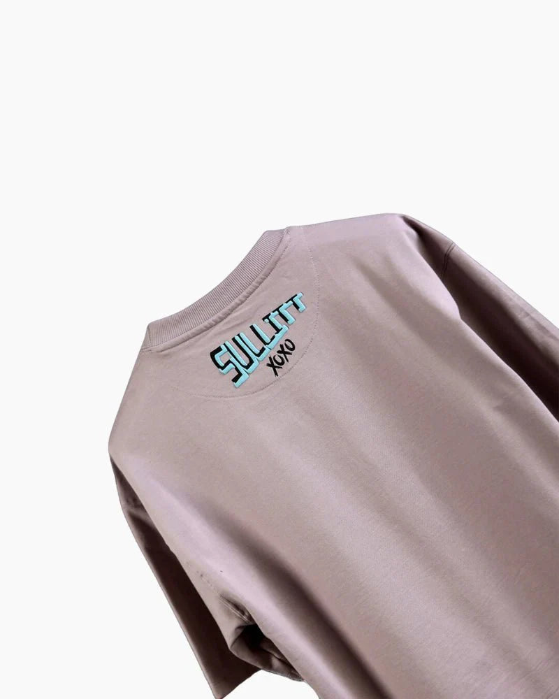 HUGS AND KISSES OVERSIZED T - SHIRT - SULLITT
