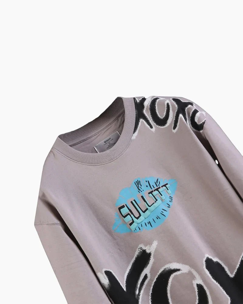 HUGS AND KISSES ASH OVERSIZED T-SHIRT