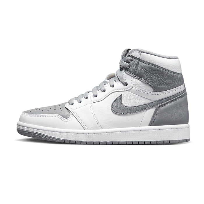 NIKE Air Jordan 1 Retro High OG Stealth