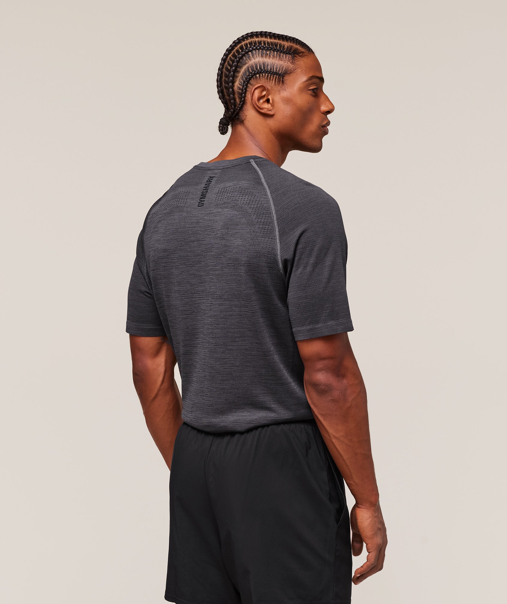 Versatile Seamless T-Shirt